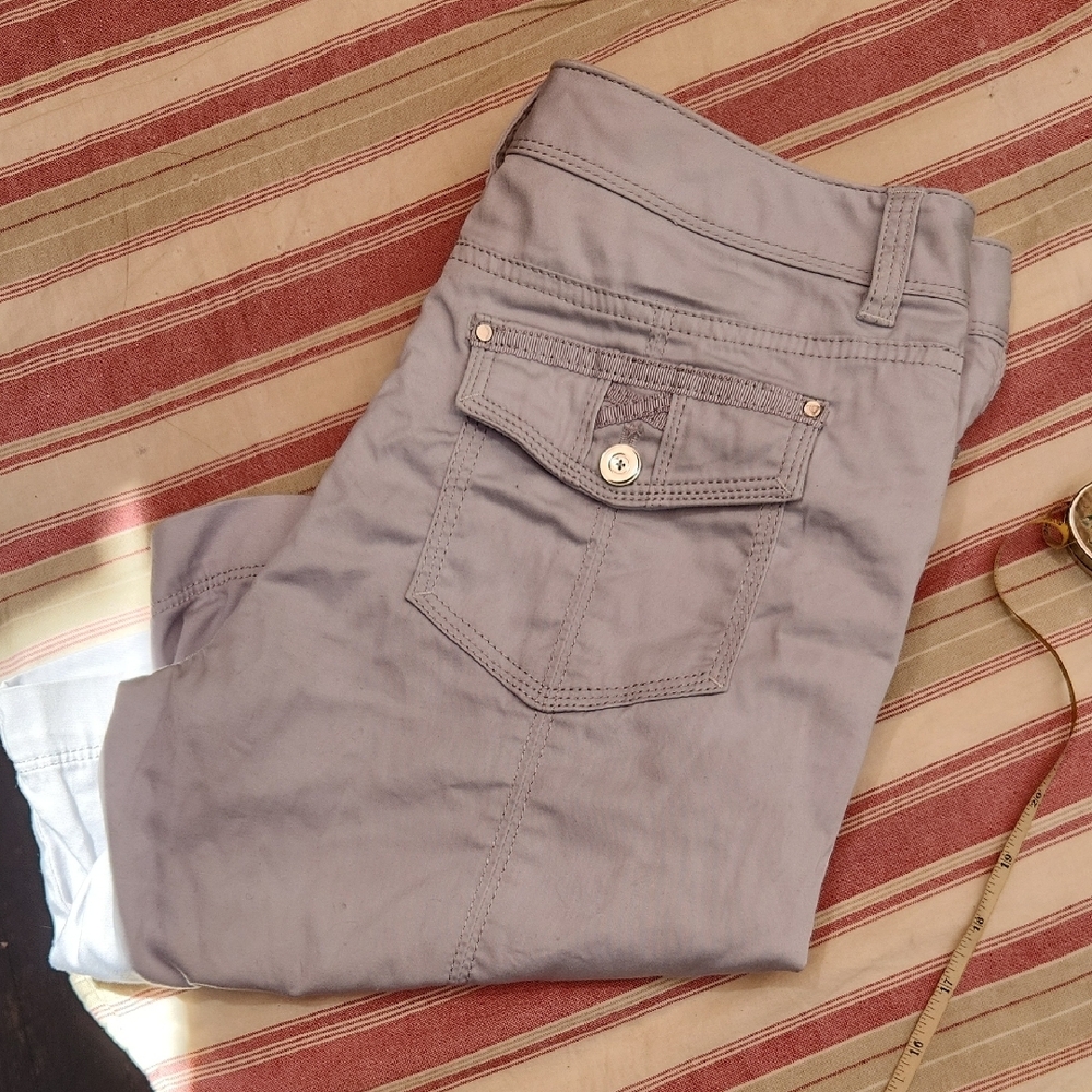 White House Black Market Light Gray Bermuda Shorts - Picture 3 of 12